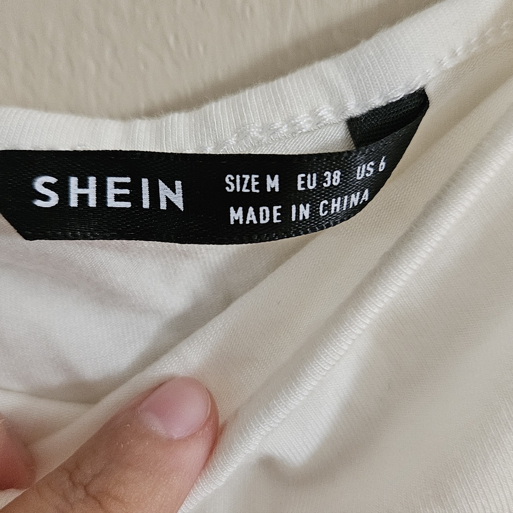 Shein Puff Sleeve Top - Picture 3 of 4